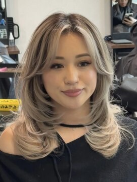 メリー オオサカ(Merly Osaka) 海外カーテンバング×レイヤーカット