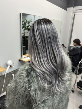 レブ 四条烏丸(Reb,) ハイコントラストバレイヤージュ