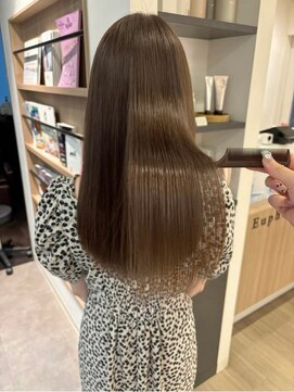 ユーフォリア 青山(Euphoria) 【担当きょうこ】髪質改善ストレート大人可愛い透明感ベージュ