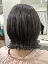 インビテーション(invitation)&nbsp;切りっぱなしボブ◎アッシュオリーブ