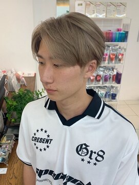 リカロヘアー(Ricaro hair) メンズカット/ハイトーン/ブリーチ/韓国/宇品美容院