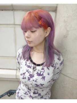 オーオシカシカスペース(OOO YY Space) トロピカルなカラー