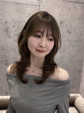 ロンドルピナス 小倉(Lond Lupinus) ミディアムヘア暗めカラー/デザインカラー/フェイスフレーミング