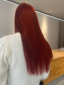 透明感レッドカラー/ロング/ストレート/髪質改善