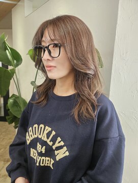 イット(it.) it. YUI ハイライト グレージュ