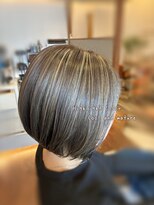 ピールアーク(peal ark)&nbsp;透明感カラー×ハイライトで垢抜け！ボブレイヤー似合わせカット
