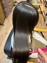 シキオリ(SHIKIORI)&nbsp;柔らかい質感を保てるストレートエステ