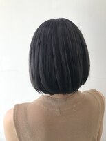 ココ 本八幡(KOKO)&nbsp;黒髪クラゲヘアーオリーブグレー小顔ココアベージュ丸型卵型ボブ