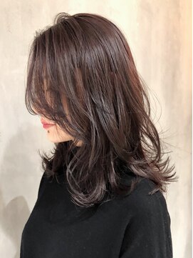 アルバム 銀座(ALBUM GINZA) ピンクアッシュブラウン_ウェーブパーマ耳かけ_ba284332