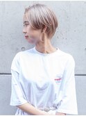 ハイトーンベージュ×ハンサムショート