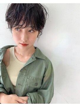 グロウミドル(GROW middle) 黒髪ニュアンスパーマショート【middle daikanyama】丸岡奈央