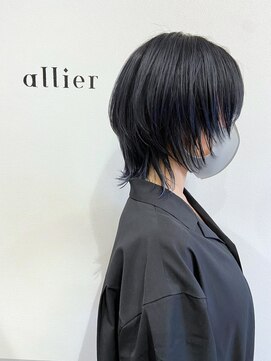 カルムアリエ(CALME allier) ウルフカット女子