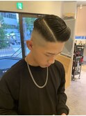 刈り上げセンターパートフェザーパーマサーフカール