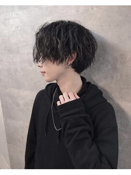 シン(syn) ツイストスパイラル　センターパート