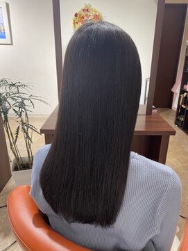 ヘアー ジュ ソリフローレ(hair ju soliflore) 癖毛やうねりをカバーしたい*大人女性におすすめ