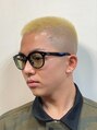 ビービースペースゼロワン(B.B SPACE01)&nbsp;金髪フェードカット