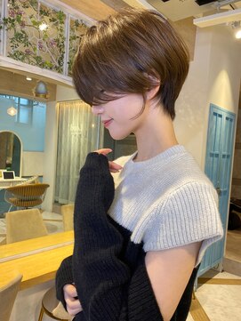 ロンド ストラーダ 心斎橋(Lond strada) ショート×ハイライト白髪ぼかし×マチルダボブ[心斎橋]