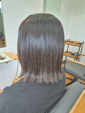 クッカ(kukka) 切りっぱなし外ハネボブ