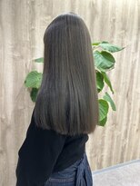 ウニレ バイ センス(unire by sense)&nbsp;【ブリーチ１回】透明感ナチュラルグレージュカラー