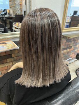 オフ ザ リップパーク(off the Lip park) 外ハネ×バレイヤージュ