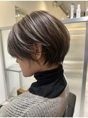 白髪ボカシ×ショートカット