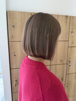 イト(ito.)&nbsp;ミルクティーベージュボブ_ダブルカラー_エフェクトブリーチ