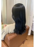 ネイビーカラー