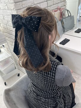 ディティカ ルーク(Dityca luk) 短めさんも可愛くハーフアップ