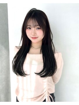 カシュカシュ 表参道(cache cache) 薄め前髪顔まわりレイヤーシースルーぱっつん前髪おくれ毛