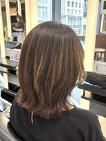 エアー 銀座タワー(AIR)&nbsp;白髪ぼかしハイライト　グレージュ　AIR銀座タワー　藤本麻衣