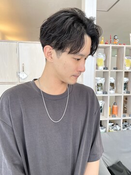 エルフ(elf) センターパートツーブロック