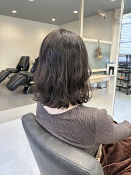 ジジ(jiji) 黒髪/ボブレイヤー/小顔