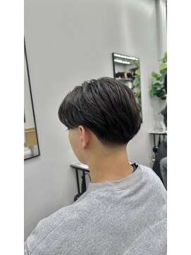 ジュール メンズ 大分(Joule men's) フェザーパーマ/スキンフェード/テーパーフェード/[大分駅]