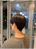 ショートヘア