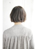 シュシュット(chouchoute)&nbsp;吉祥寺斜めバングフェザーロングボルドークラシカルワンレン/126