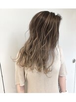 ルーフ 町田店(LUFE)&nbsp;【LUFE町田】シアベージュバレイヤージュ担当三宅