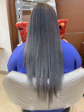 アッシュ 二子玉川店(Ash) フルブリーチ×メタリックシルバー