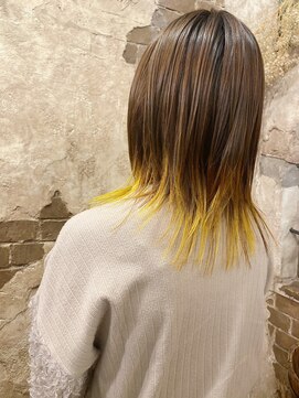 マギーヘア(magiy hair) magiyhair【nico】イエローカラー ブリーチスタイル