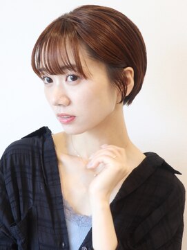 アイ(I.) 30代40代50代の大人女性におすすめの前下がりショートボブ 川口