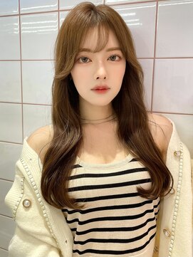 ルームバイシー 新宿(Loom. by Sea) 韓国風前髪/シルキーベージュ/グレージュカラー/斜めバング