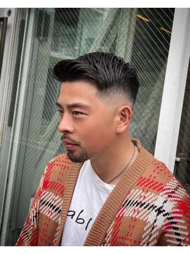 ビンゴ(BINGO) 1717黒髪スキンフェード刈り上げツーブロック束間短髪バーバー