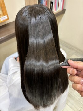 ヘアープレイス アペーゴ(hair place apego) ツヤ髪ストレート