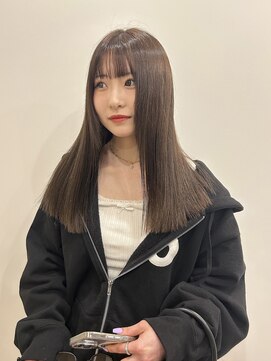 ゼストララ(ZEST Lara) ワンカラーで柔らかいベージュカラー【吉祥寺】斎藤百花