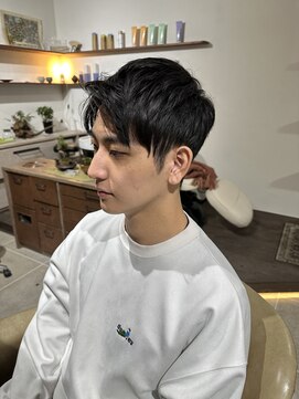 シラス(SiLasu) カットのみで決まる！！アップバングショート