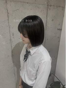 リリアン(ReLien) パツッと切りっぱなしボブ