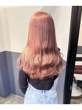 ステップボーンカットオオサカ(STEP BONE CUT OSAKA Via TICK-TOCK) 【ステップボーンカット】ピンクヘアー