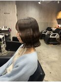 マロンベージュ　タッセルボブ　切りっぱなしボブ　ブラウン