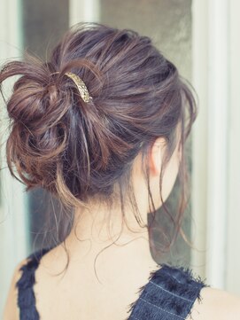 スリー いわき(iii) 色っぽツイストアップ【いわき】