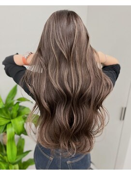 アマレット(Amaretto) スタイリングが楽になるハイライト