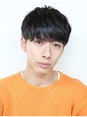 タイトな丸みのメンズショート【中山】
